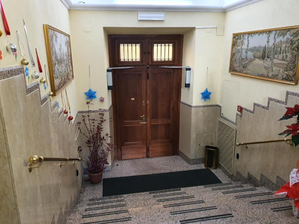 Bed and Breakfast Suore Concezioniste Missionarie - Carmen Salles Roma Экстерьер фото